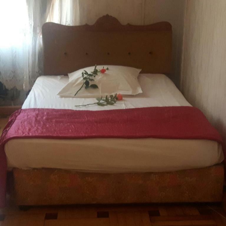 Hotel Guli à Gori Extérieur photo